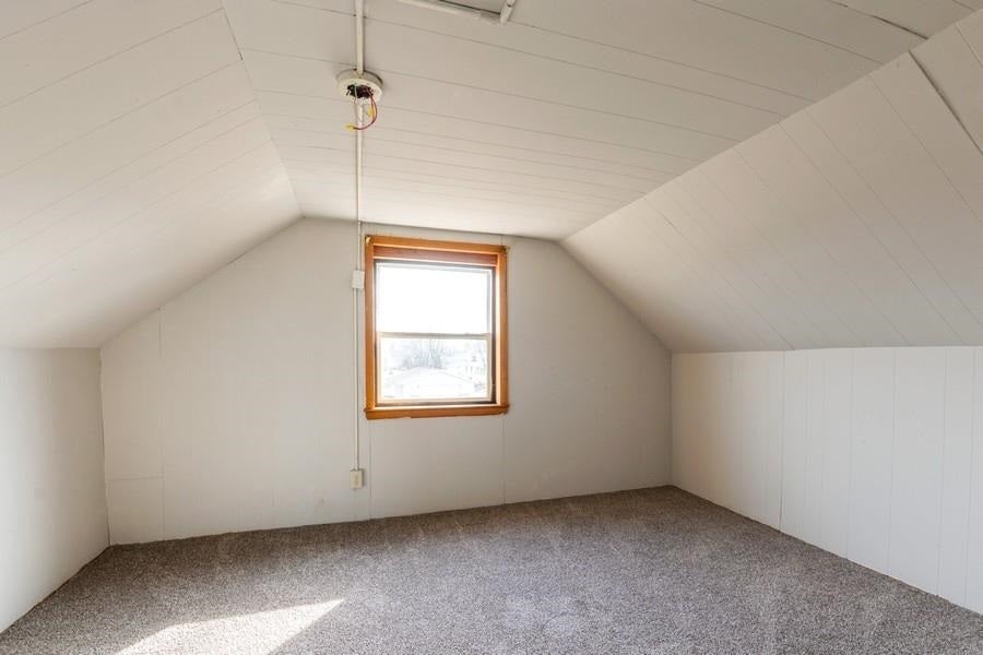 304 Maple Street Center Point, IA 52213 - Photo 23 of 33 Gallery Image 23