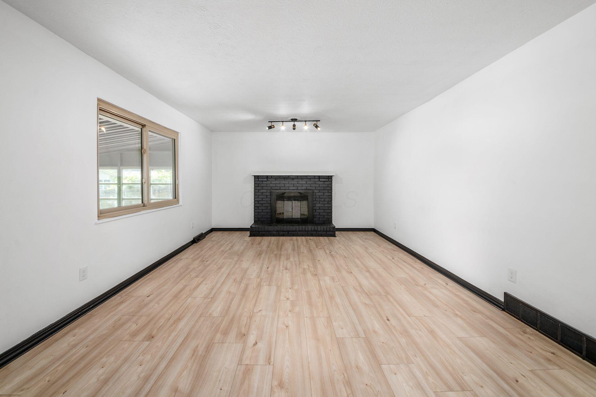 5480 Cedarbush Road Columbus, OH 43229 - Photo 24 of 57 022_fb_L 5480 Cedarbush Dr063