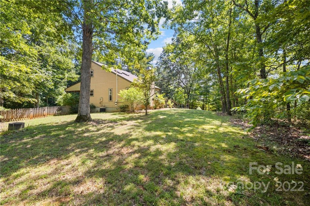 45 High Country Road Weaverville, NC 28787 - Photo 27 of 39 Gallery Image 27