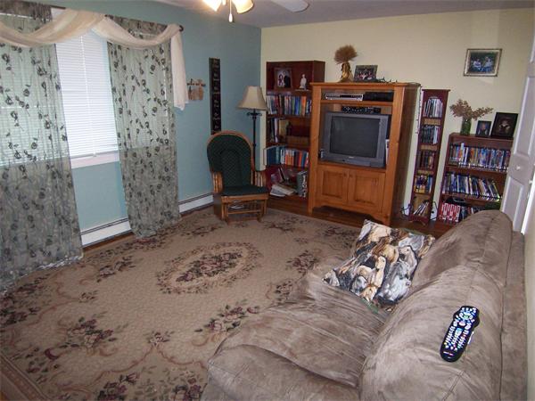 11 Wynot Road Braintree, MA 02184 - Photo 5 of 8 Gallery Image 5