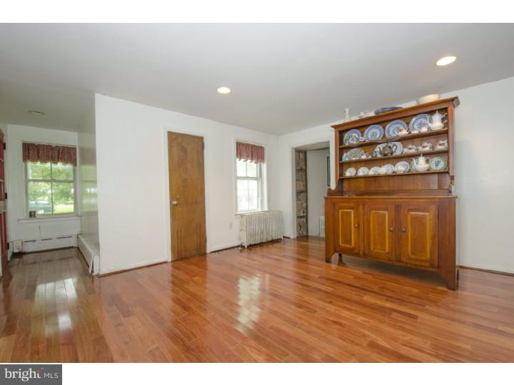 1534 Pughtown Road Phoenixville, PA 19460 - Photo 18 of 25 Dining Room