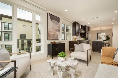 $1,999,000 | 413 Franklin Parkway, San Mateo, CA 94403