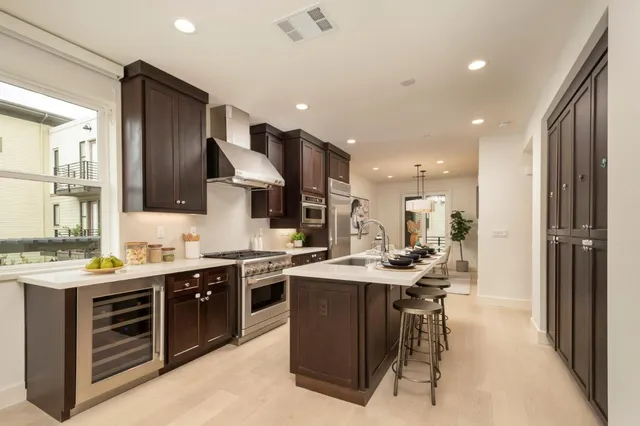 $1,999,000 | 413 Franklin Parkway, San Mateo, CA 94403