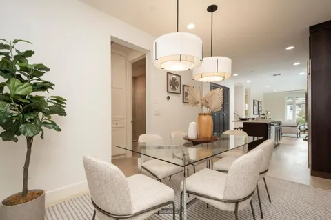 $1,999,000 | 413 Franklin Parkway, San Mateo, CA 94403