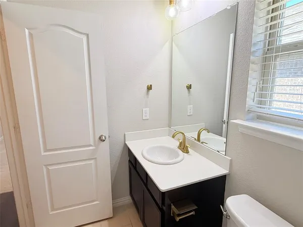 $2,300 | 1029 Bird Creek Drive, Little Elm, TX 75068