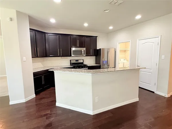 $2,300 | 1029 Bird Creek Drive, Little Elm, TX 75068