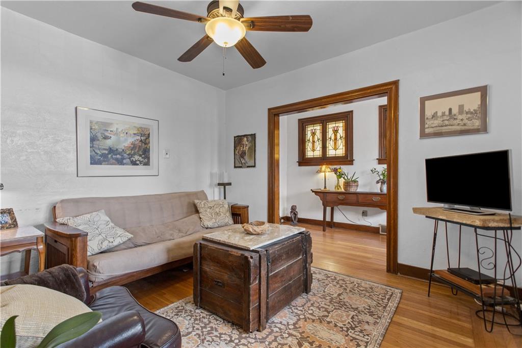 4106 Franklin Road Pittsburgh, PA 15214 - Photo 3 of 25