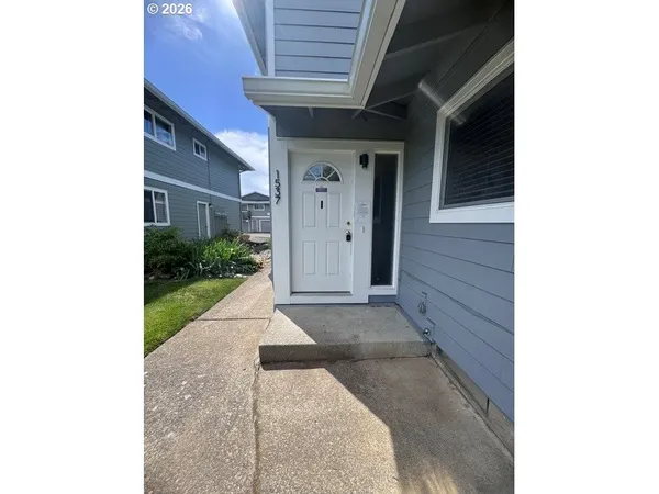 $144,900 | 1537 Northeast Kane Drive, Gresham, OR 97030