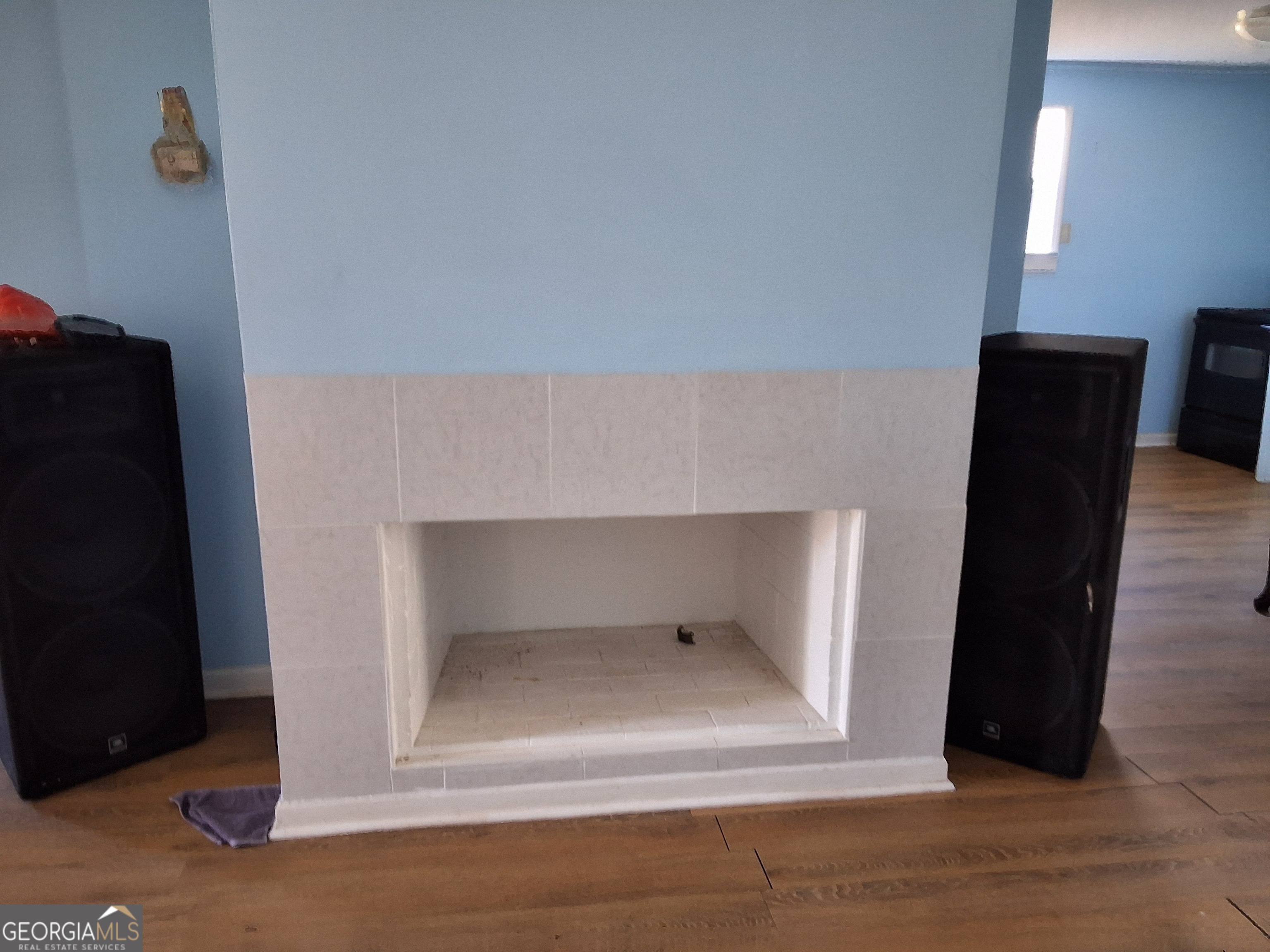 745 Pebble Street Macon, GA 31201 - Photo 2 of 10 a room with a closet