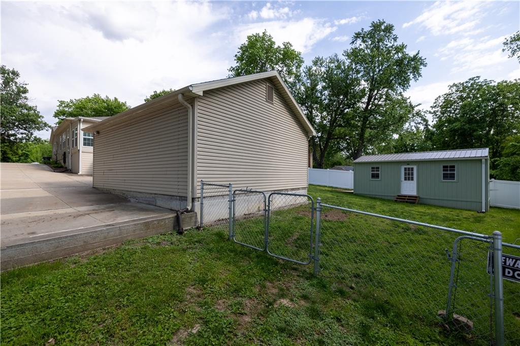 8 Belmont Road St. Joseph, MO 64505 - Photo 8 of 70