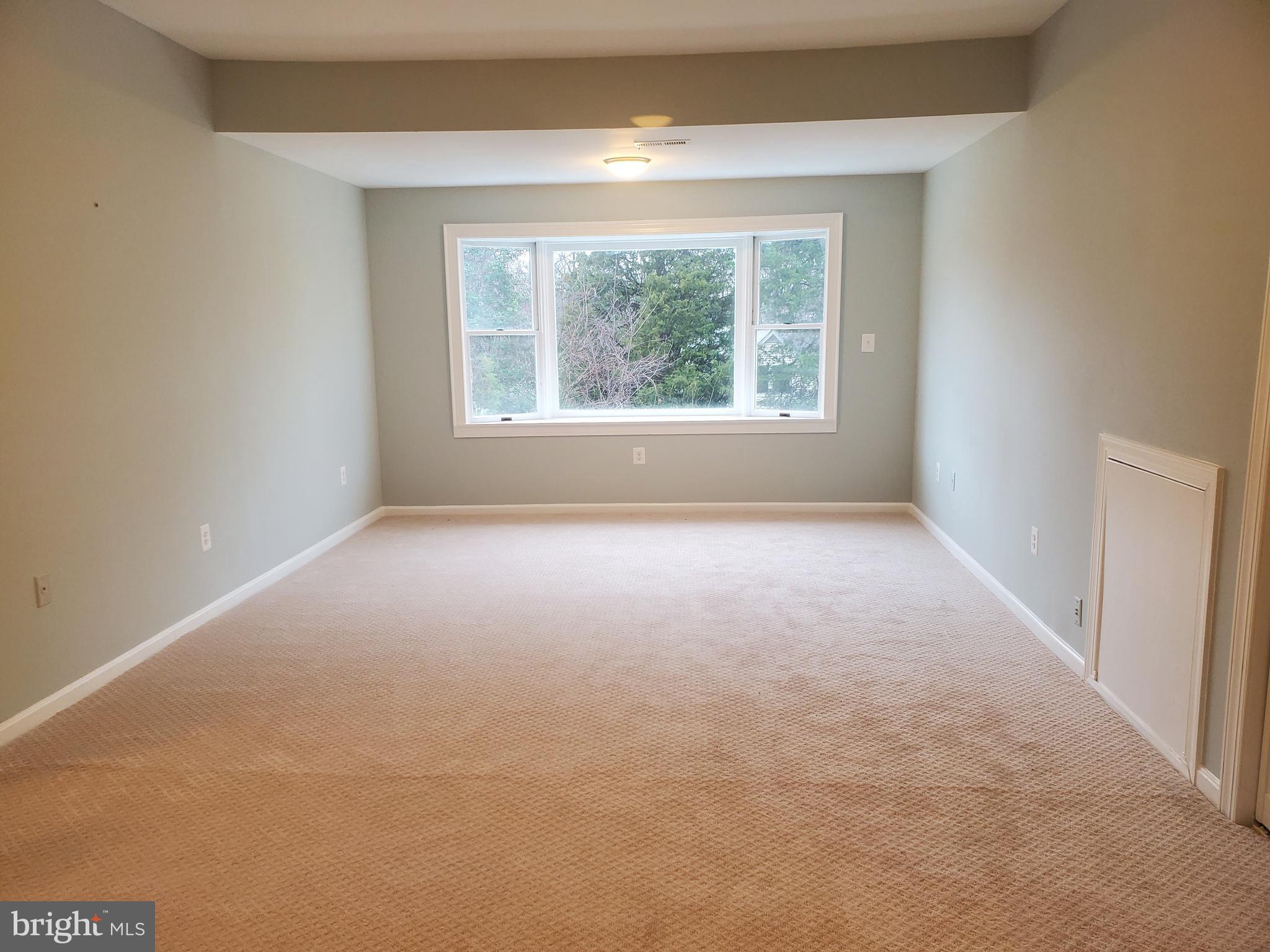 8136 Woodyard Road Clinton, MD 20735 - Photo 26 of 42 Master Bedroom Suite