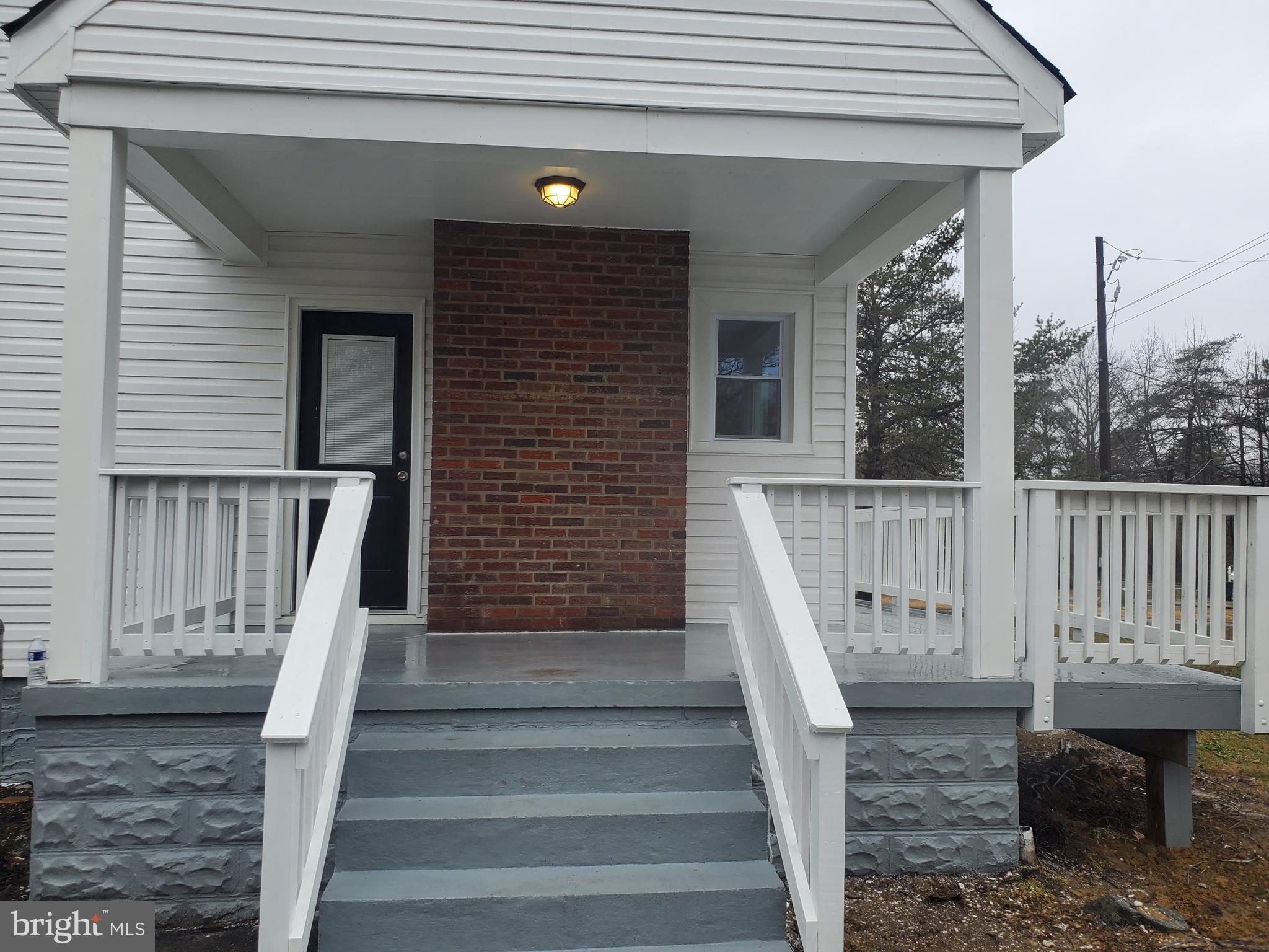8136 Woodyard Road Clinton, MD 20735 - Photo 4 of 42 Side Porch