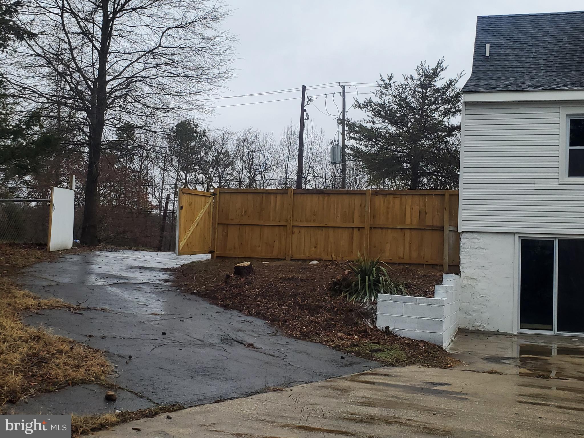 8136 Woodyard Road Clinton, MD 20735 - Photo 40 of 42 Rear