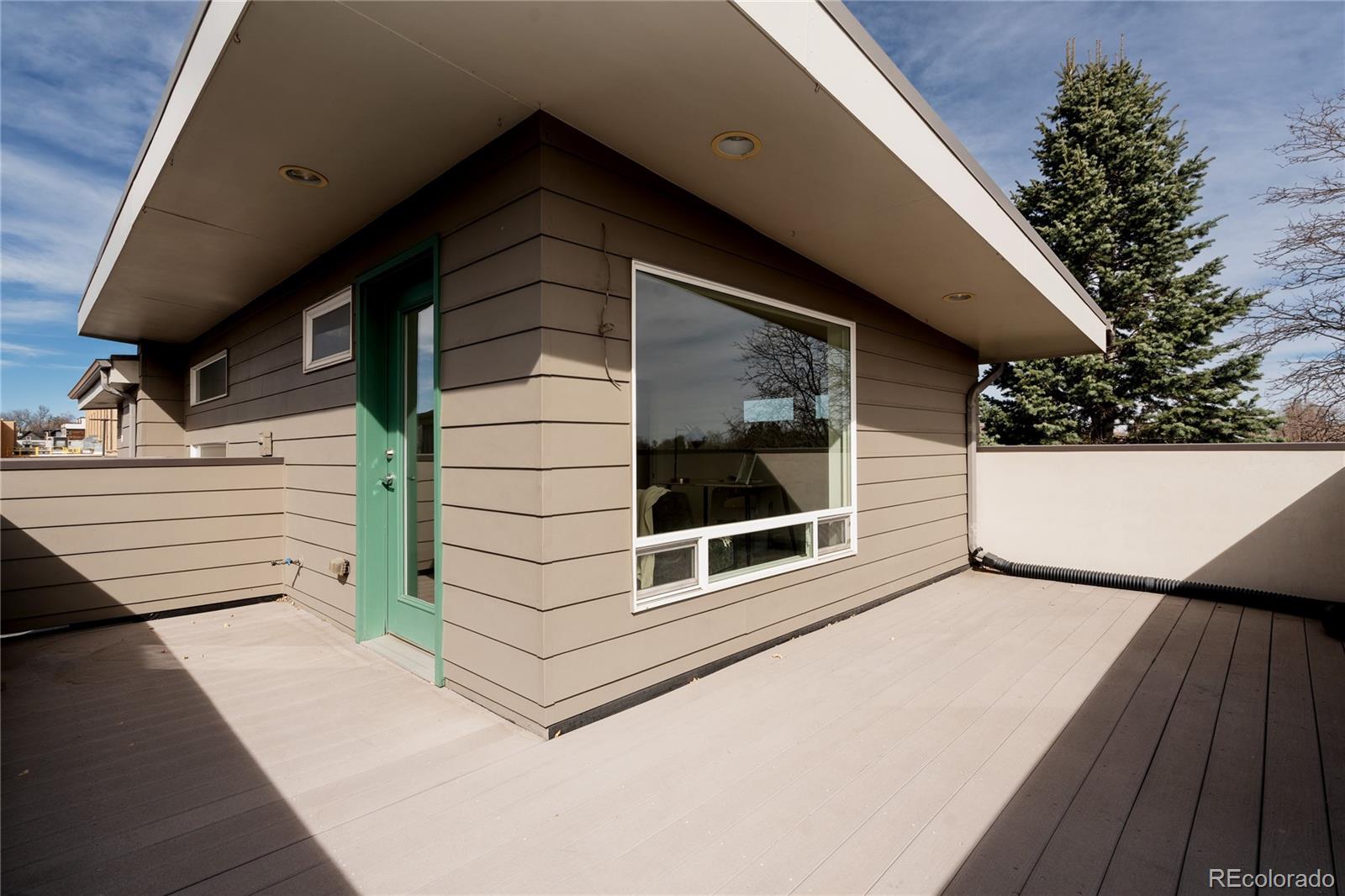 3724 Quivas Street Denver, CO 80211 - Photo 28 of 46 a view of a terrace