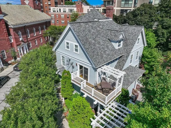 $2,799,000 | 51 Sewall Avenue, Unit 2, Brookline, MA 02446