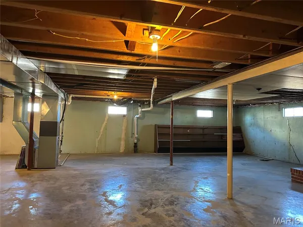 $259,000 | 509 East Washington Avenue, Owensville, MO 65066