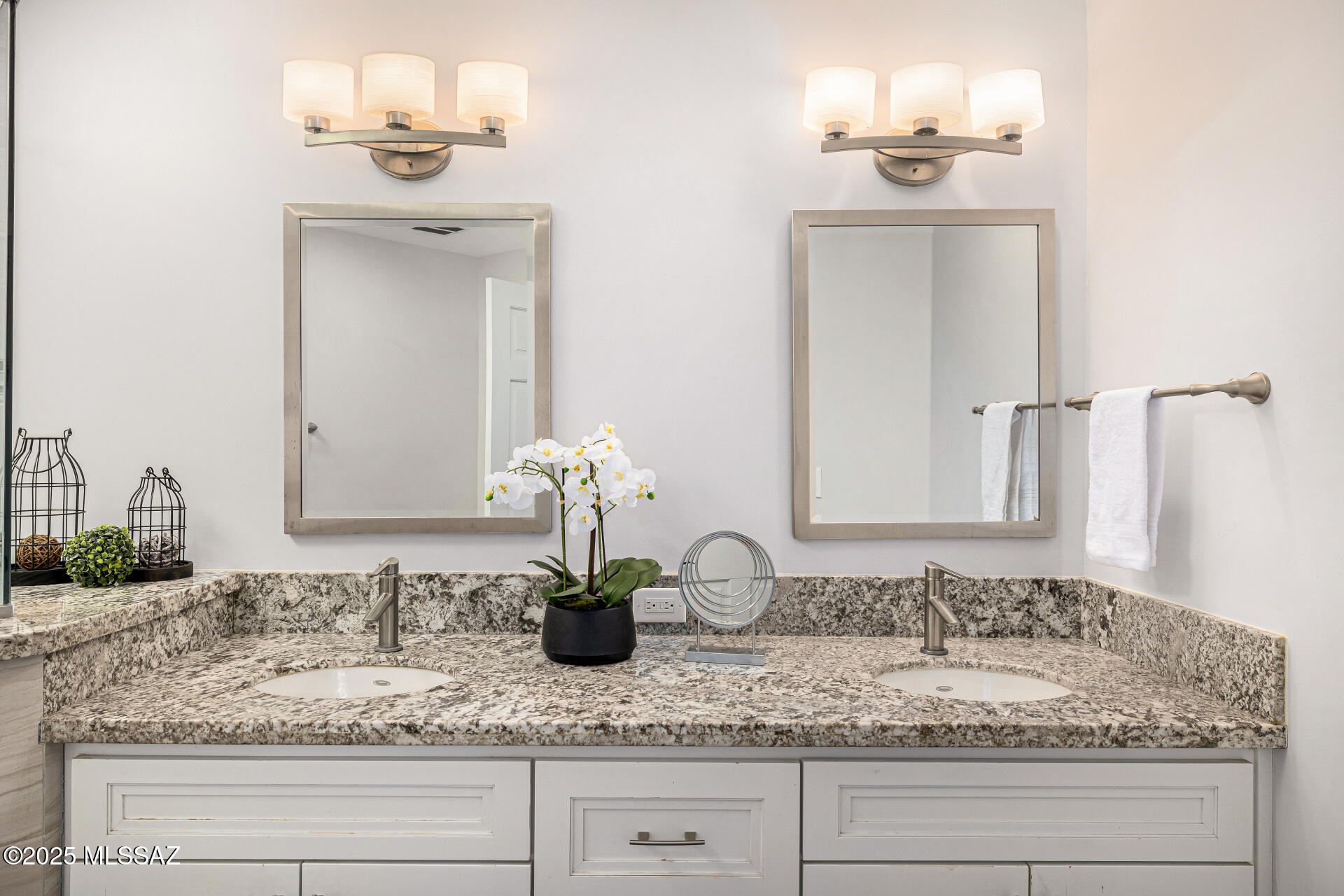 9840 North Desert Sky Road Tucson, AZ 85737 - Photo 36 of 46