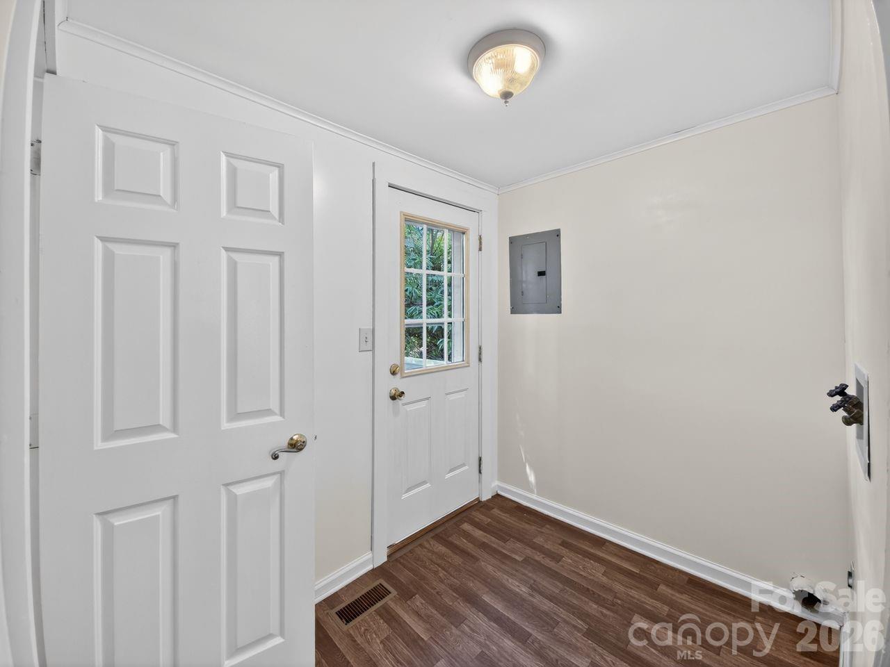 80 Ridge Street Marion, NC 28752 - Photo 7 of 18