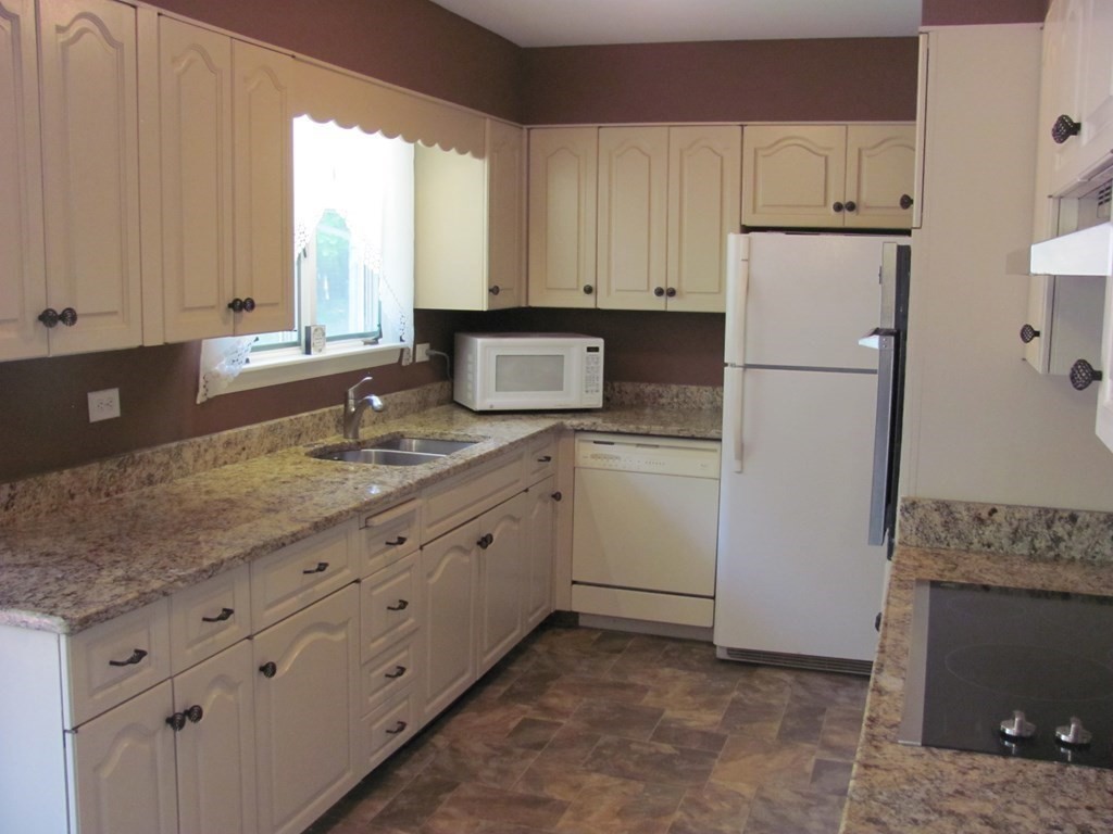112 Gardner Road Winchendon, MA 01475 - Photo 2 of 33 Gallery Image 2