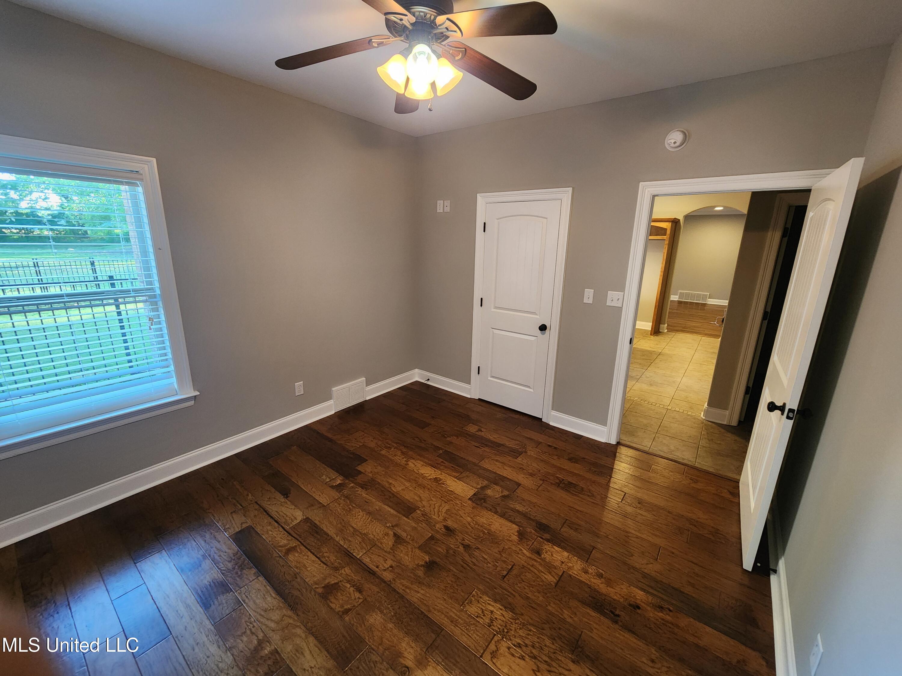 8107 Steven Henry Road Hernando, MS 38632 - Photo 26 of 43 20250928_164315