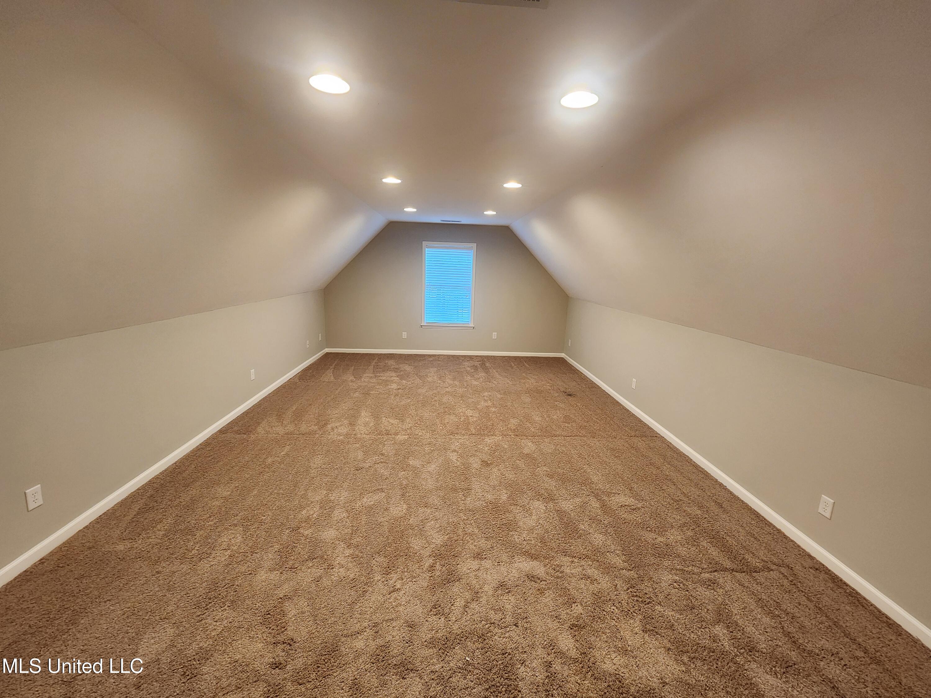 8107 Steven Henry Road Hernando, MS 38632 - Photo 32 of 43 20250928_170449