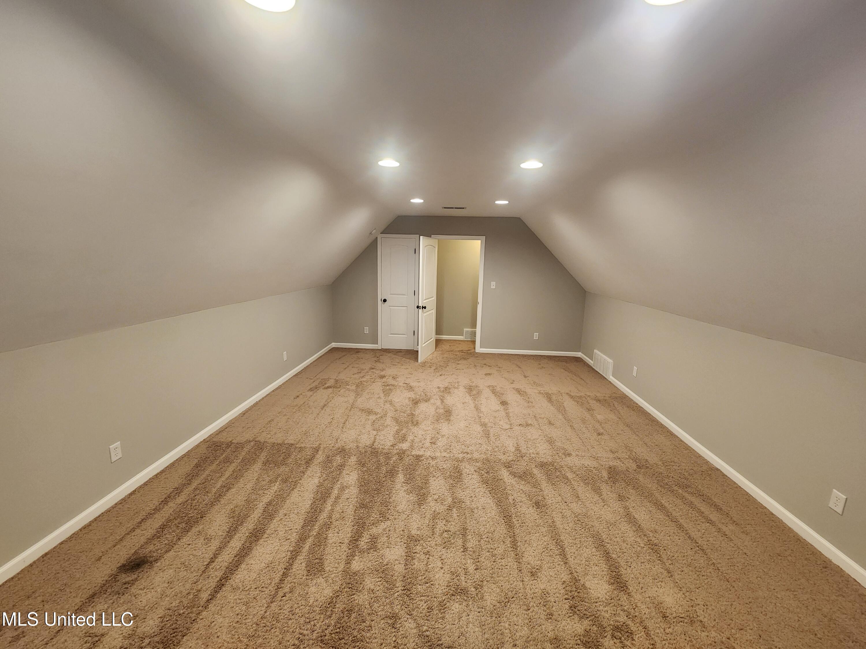 8107 Steven Henry Road Hernando, MS 38632 - Photo 33 of 43 20250928_170515