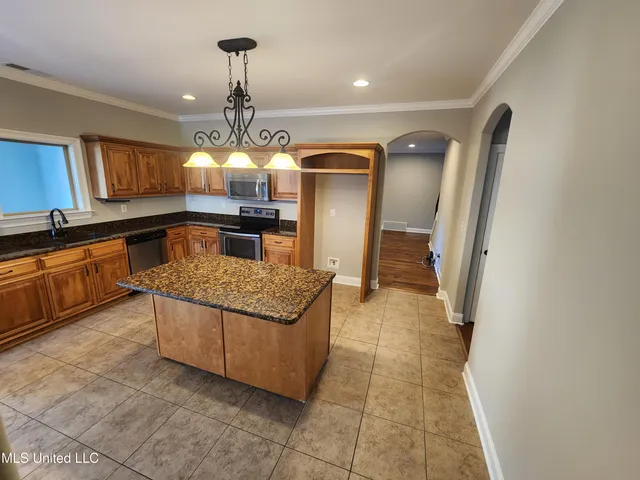 $494,900 | 8107 Steven Henry Road, Hernando, MS 38632