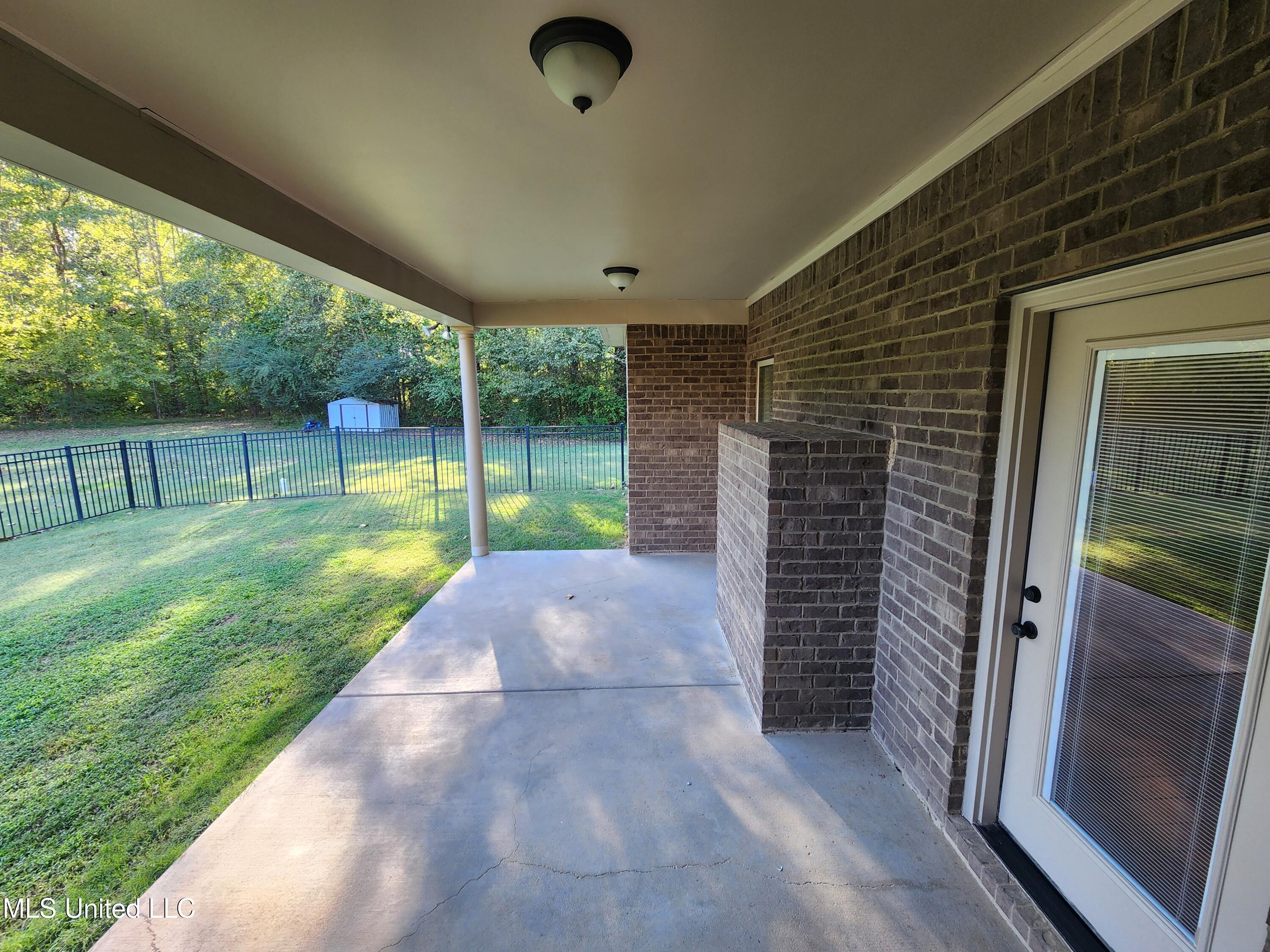 8107 Steven Henry Road Hernando, MS 38632 - Photo 9 of 43 20250928_164550