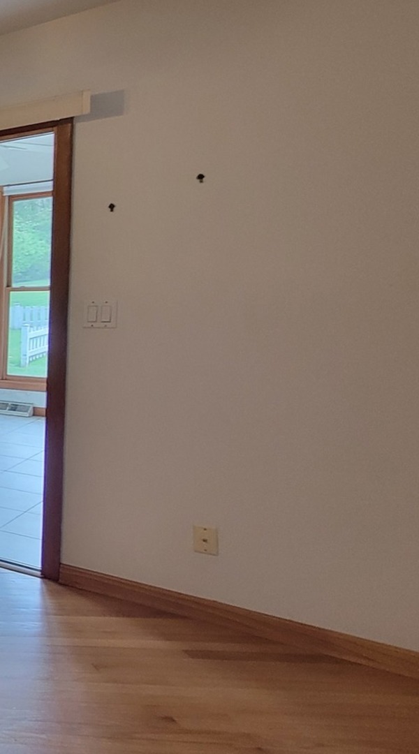24049 West Grass Lake Road Antioch, IL 60002 - Photo 13 of 26 a view of an empty room