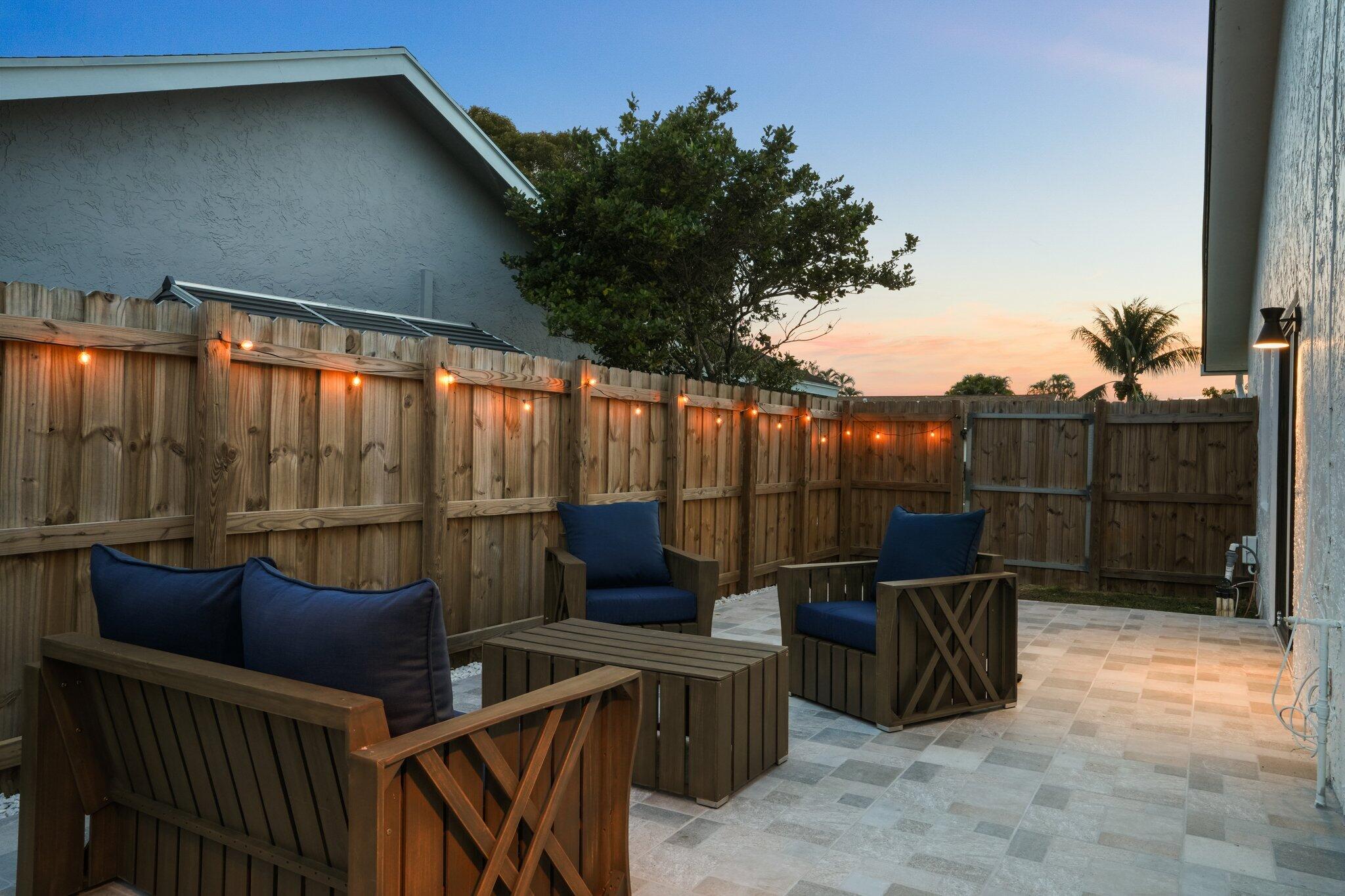 9151 Bedford Drive Boca Raton, FL 33434 - Photo 16 of 23 7-web-or-mls-DSC05051