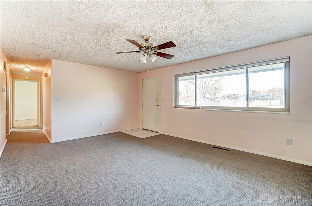 1832 West Stroop Road Dayton, OH 45439 - Photo 5 of 27 Gallery Image 5