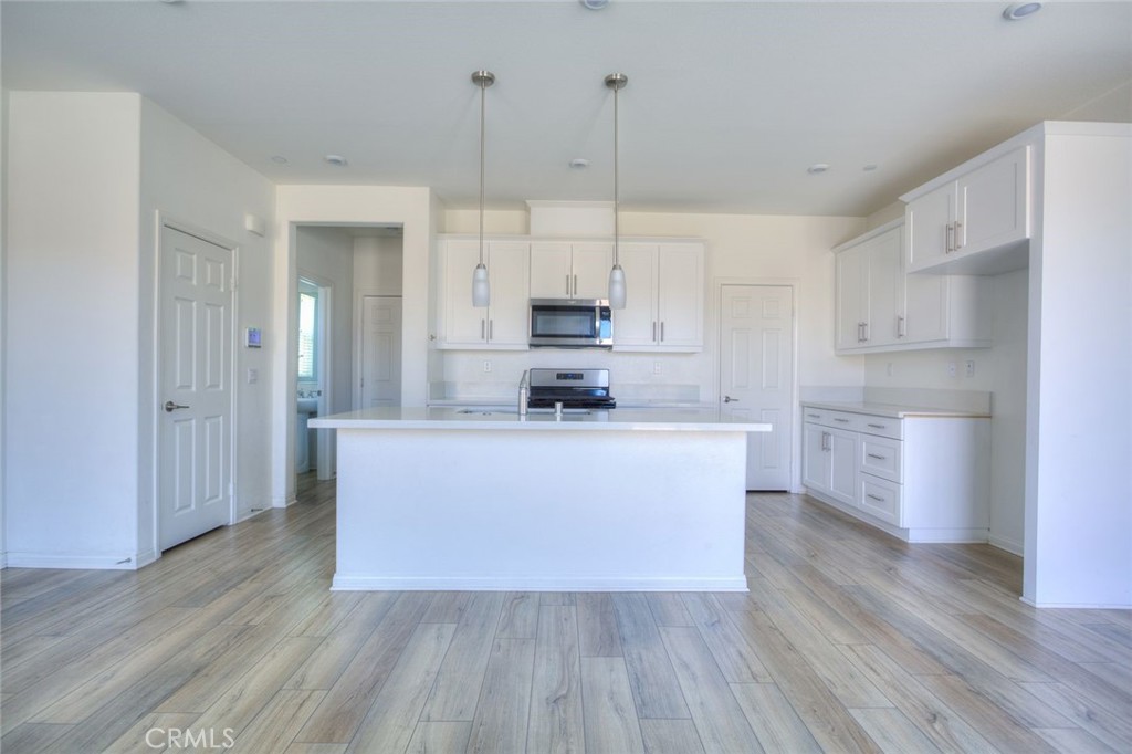 202 Bonita Lane Rialto, CA 92376 - Photo 11 of 43