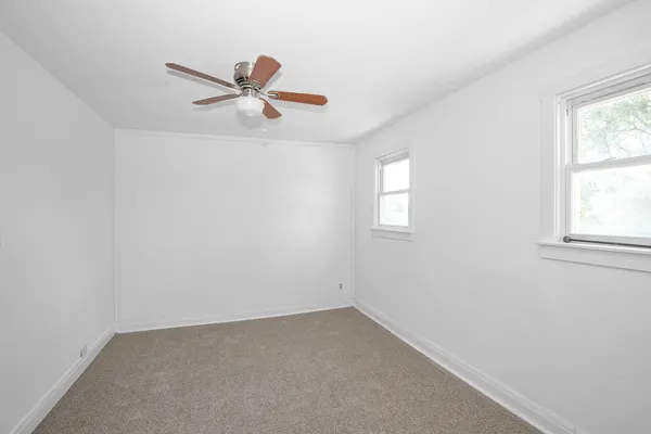 $2,700 | 235 North Ardmore Avenue, Villa Park, IL 60181