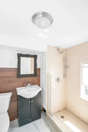 $2,700 | 235 North Ardmore Avenue, Villa Park, IL 60181