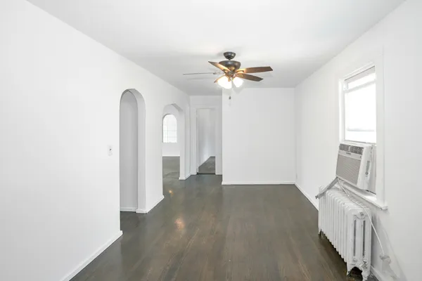 $2,700 | 235 North Ardmore Avenue, Villa Park, IL 60181