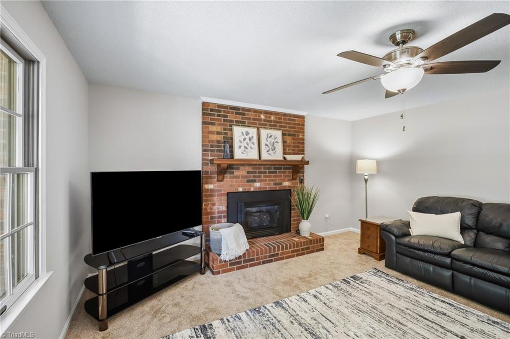 1540 Thomas Road Lexington, NC 27295 - Photo 5 of 42