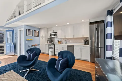 $699,000 | 147 Commercial Street, Unit UL7, Provincetown, MA 02657