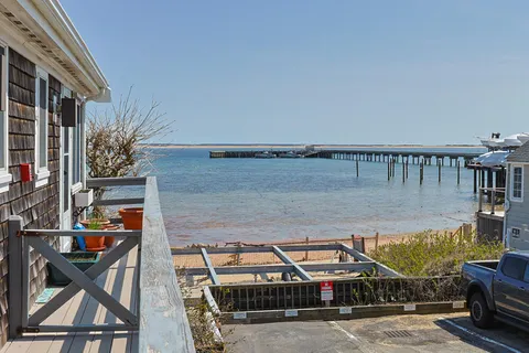 $699,000 | 147 Commercial Street, Unit UL7, Provincetown, MA 02657
