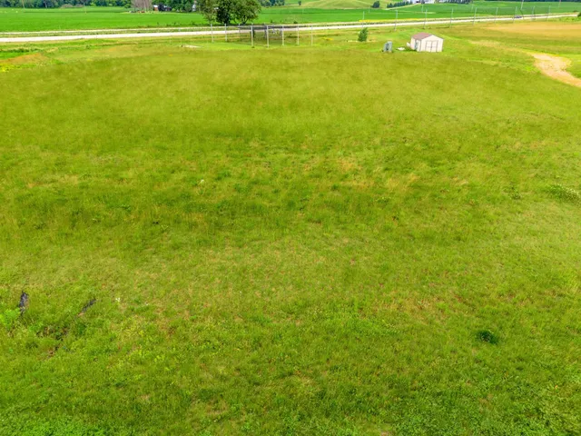 $876,000 | 1001 Commerce Drive West, Belle Plaine, MN 56011