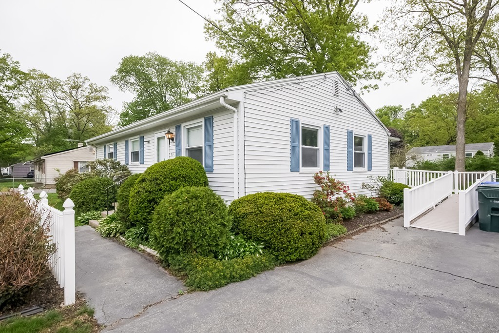 99 Louis Road Springfield, MA 01118 - Photo 19 of 30 Gallery Image 19