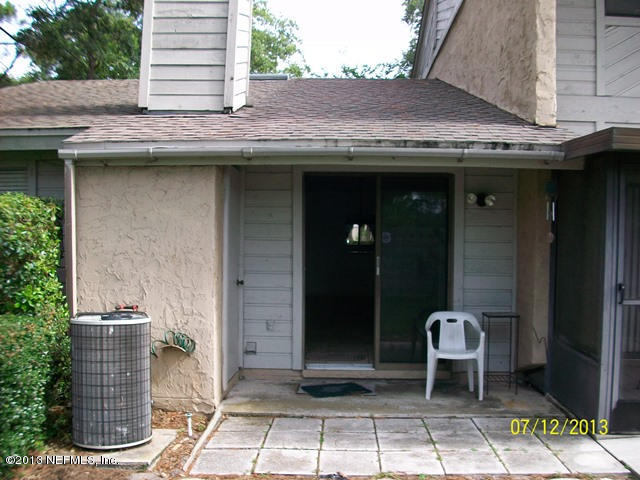 3801 Crown Point Road, Unit 1014 Jacksonville, FL 32257 - Photo 12 of 13 Patio