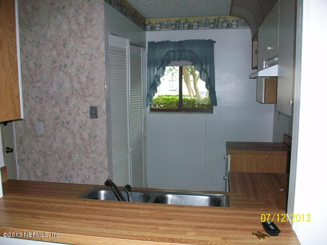 3801 Crown Point Road, Unit 1014 Jacksonville, FL 32257 - Photo 3 of 13 Kit 1