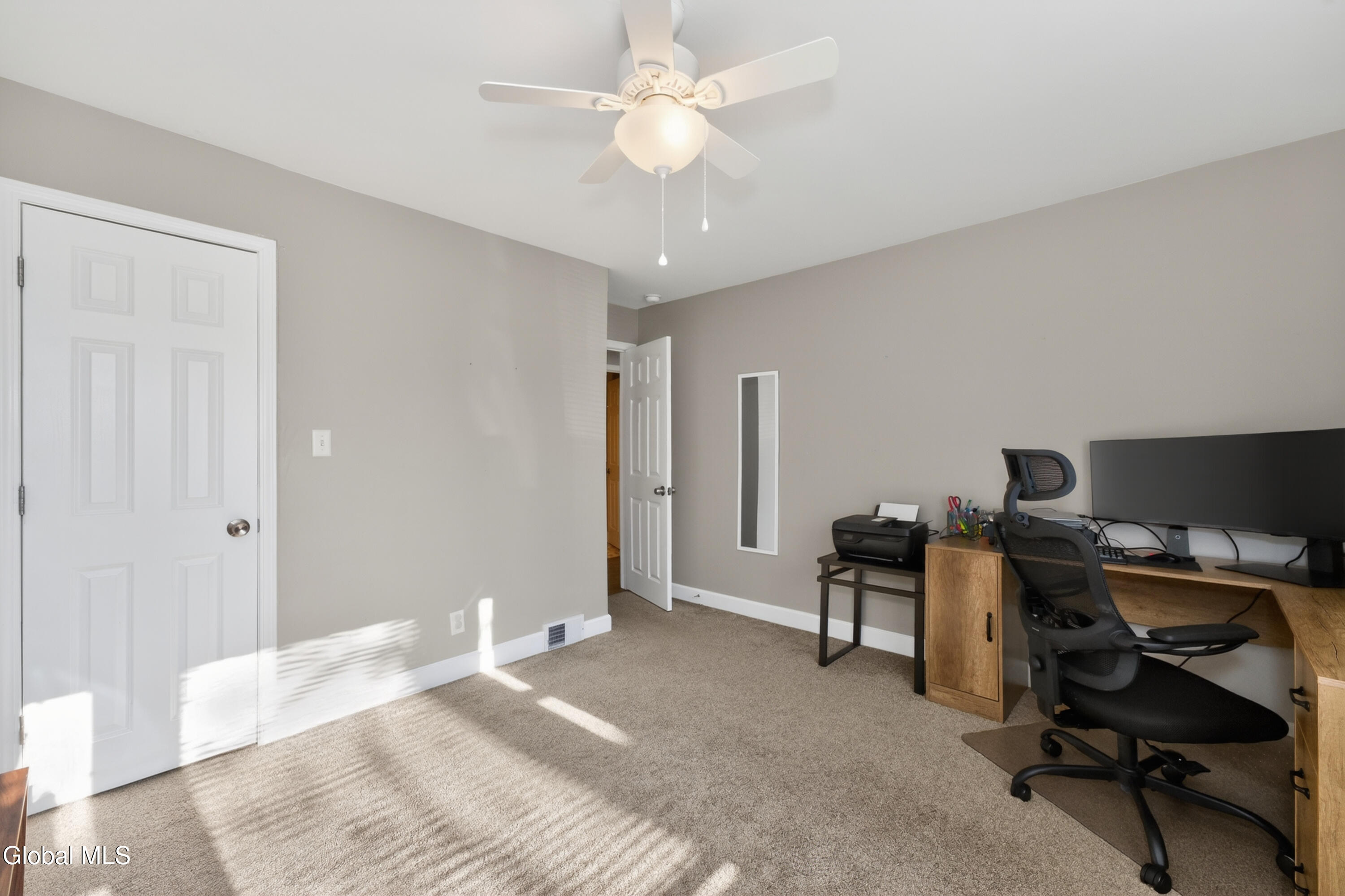 9 Mullen Drive Rotterdam, NY 12306 - Photo 29 of 44 4 Bedroom 2
