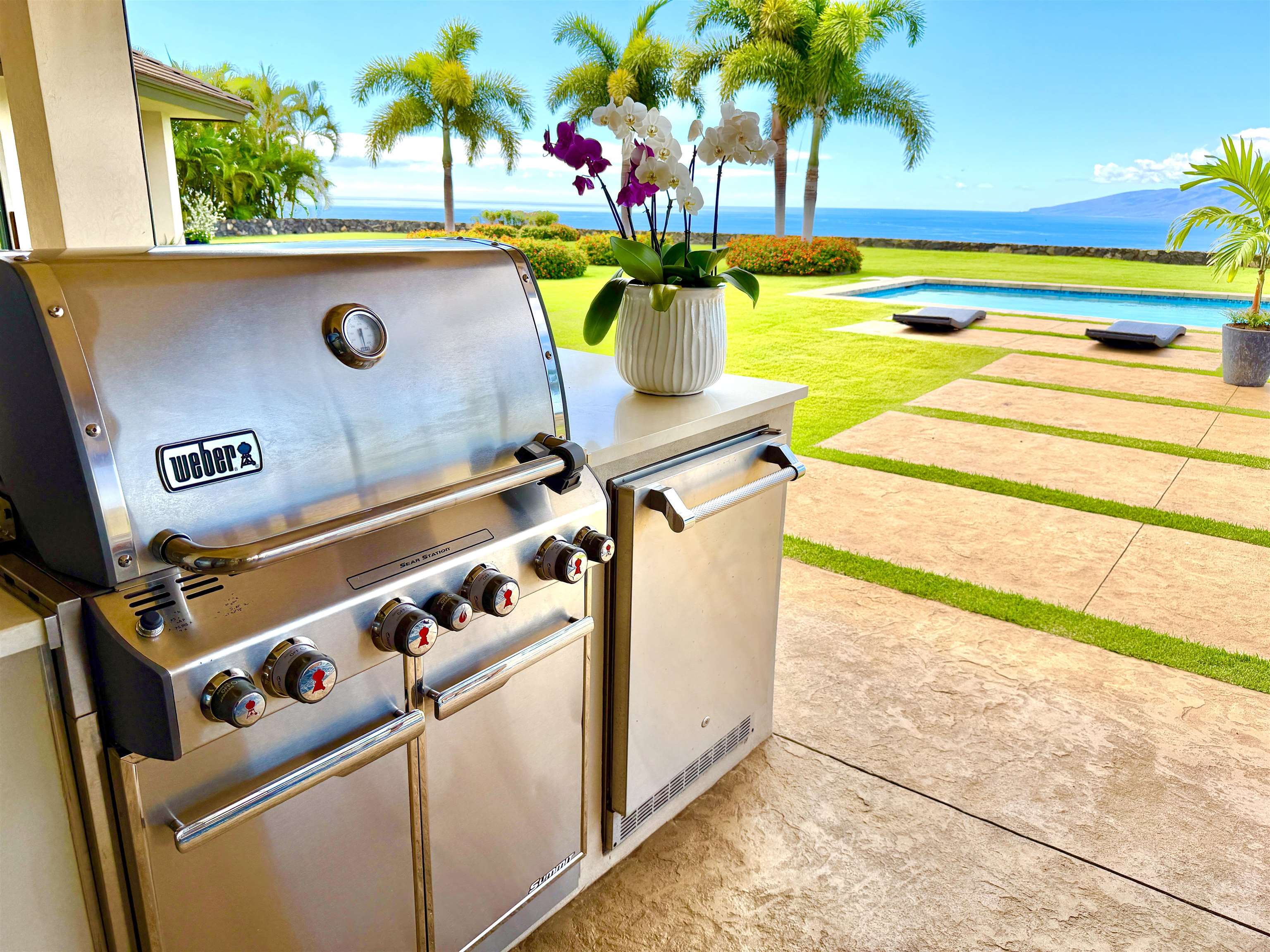 123 Punakea Loop, Unit A Lahaina, HI 96761 - Photo 46 of 50 a utility room with dryer and washer