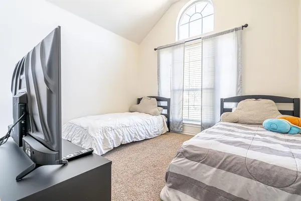 $295,000 | 1909 Lazy Court, Granbury, TX 76048