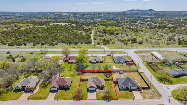 $295,000 | 1909 Lazy Court, Granbury, TX 76048