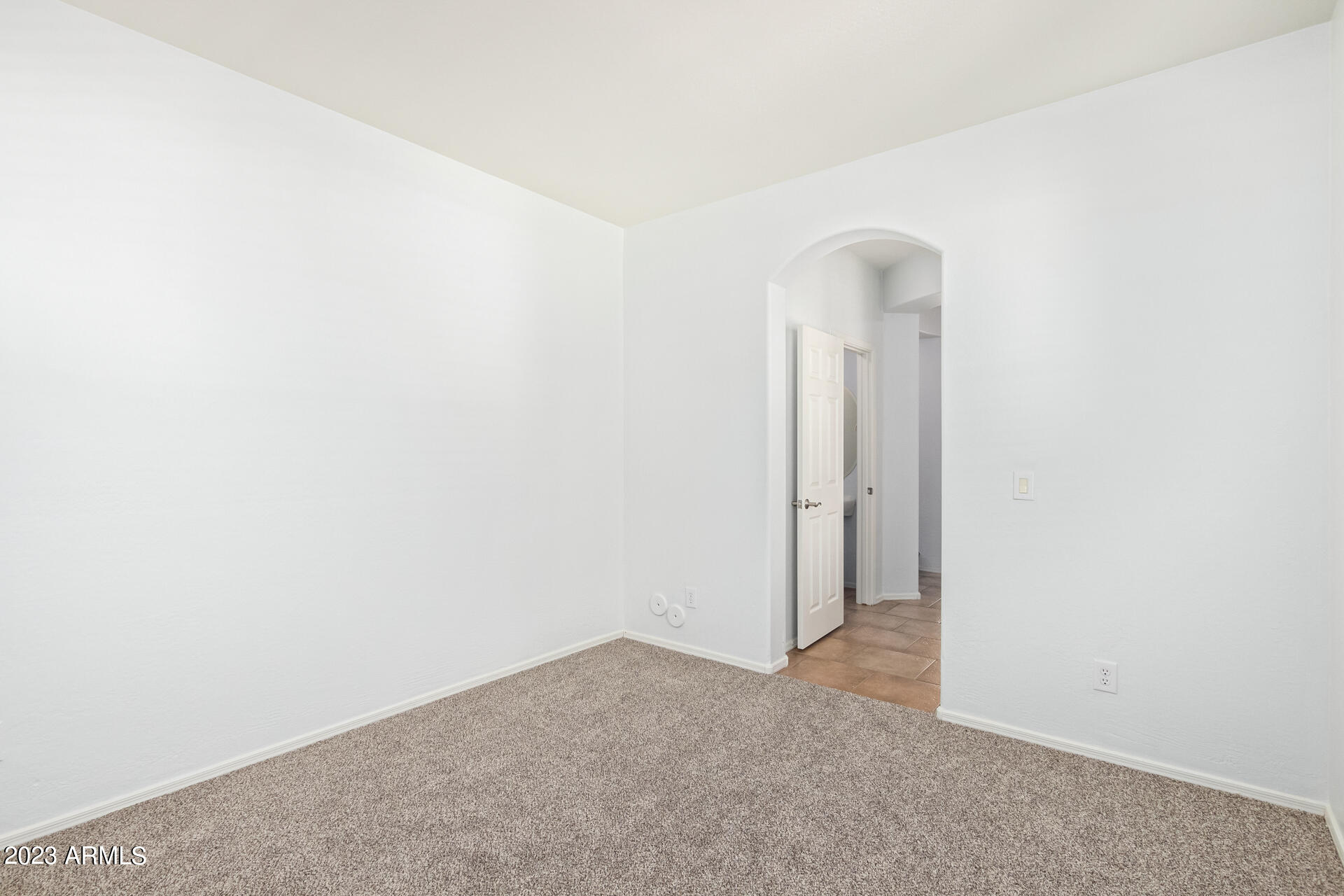 2390 West Sleepy Ranch Road Phoenix, AZ 85085 - Photo 23 of 27 a view of an empty room