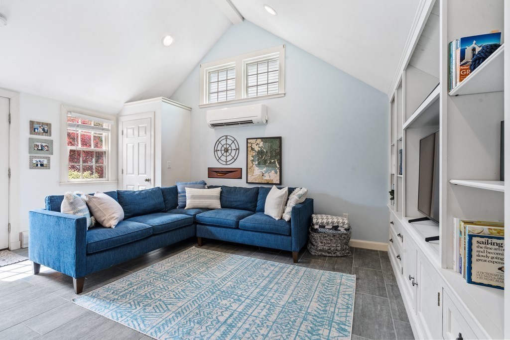 70 Alton Road Quincy, MA 02169 - Photo 12 of 36 Gallery Image 12