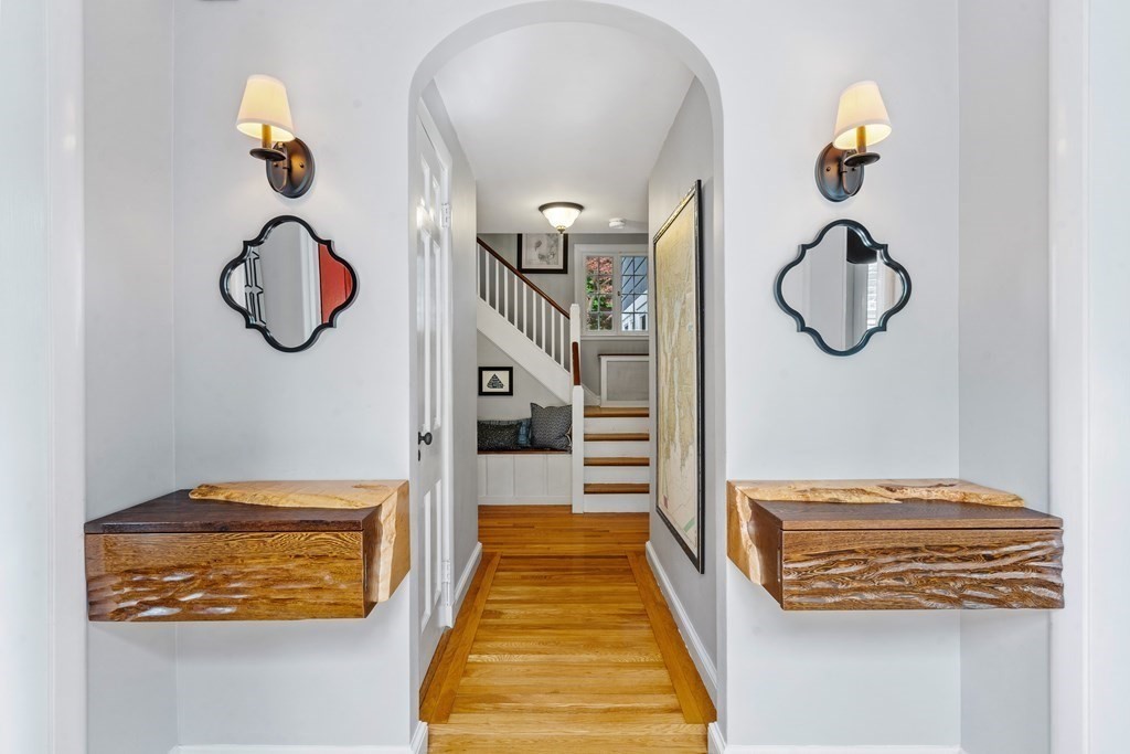 70 Alton Road Quincy, MA 02169 - Photo 4 of 36 Gallery Image 4