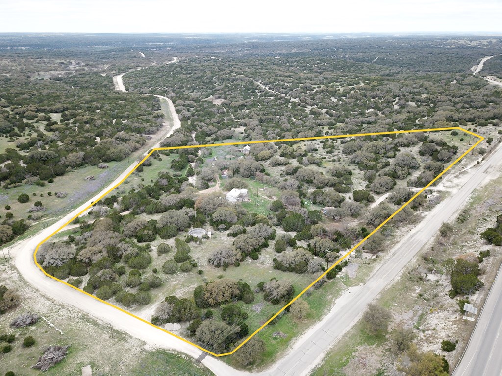 450 Kc 450 Junction, TX 76849 - Photo 3 of 39 a view of a city